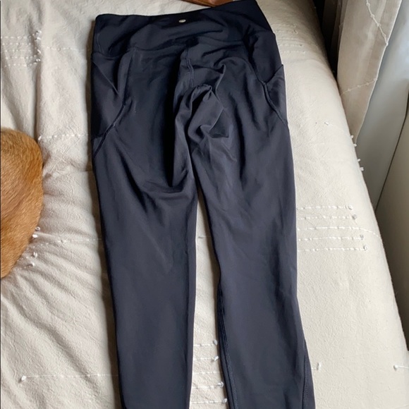 black leggings - Picture 2 of 3